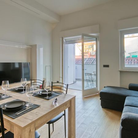 Appartamento Centro Torino Con Terrazzo Turim Exterior foto