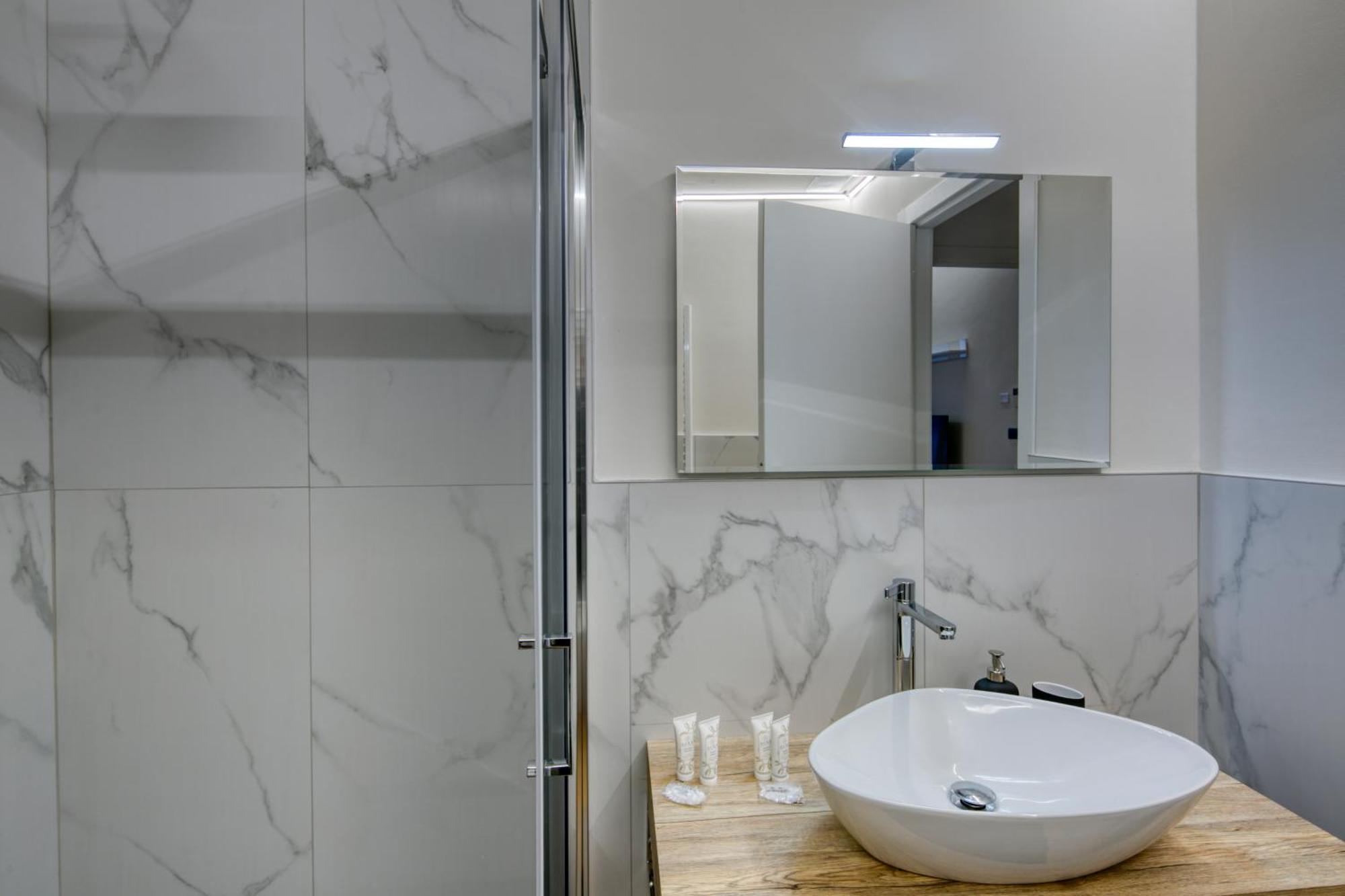 Appartamento Centro Torino Con Terrazzo Turim Exterior foto