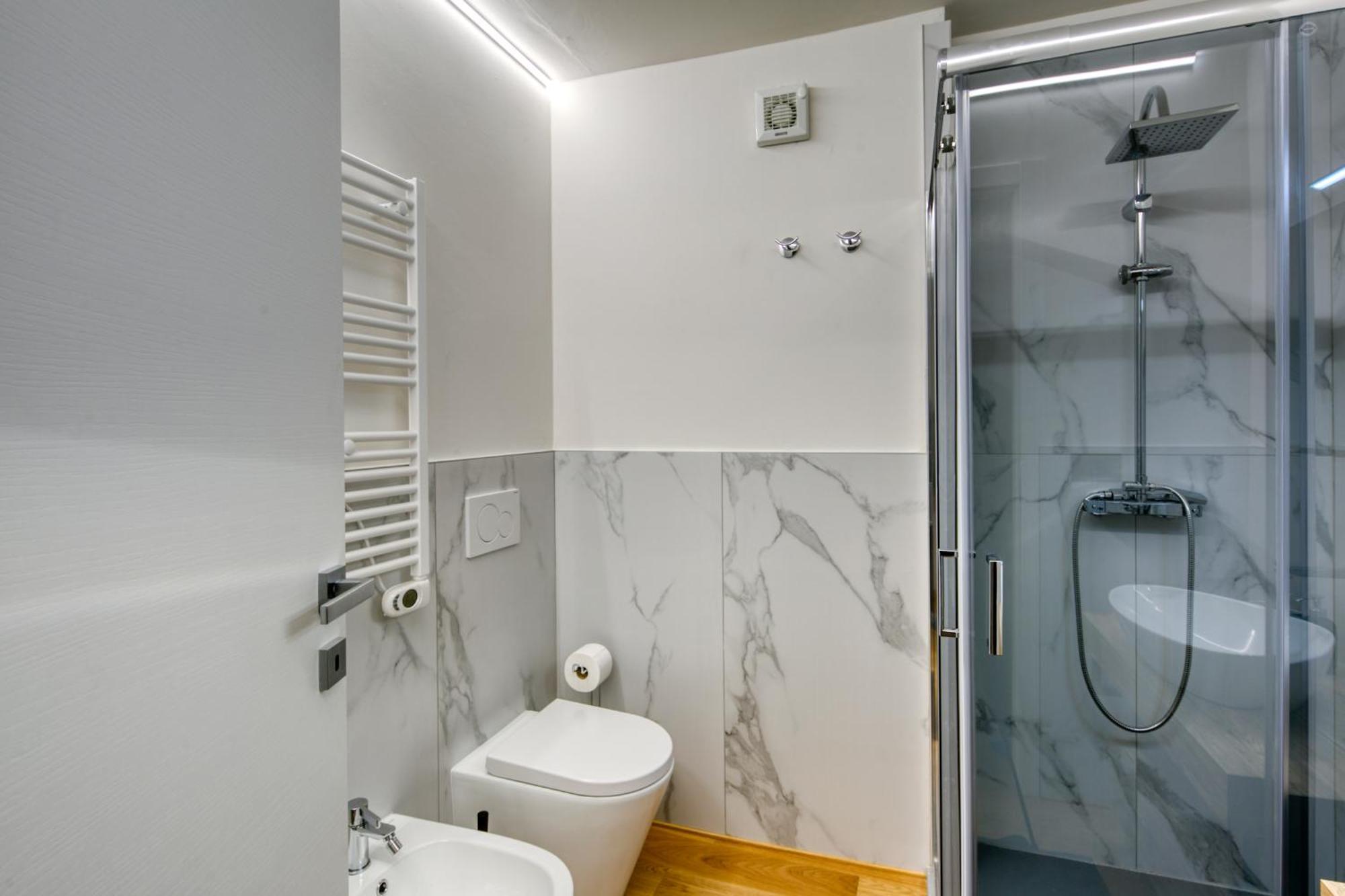 Appartamento Centro Torino Con Terrazzo Turim Exterior foto